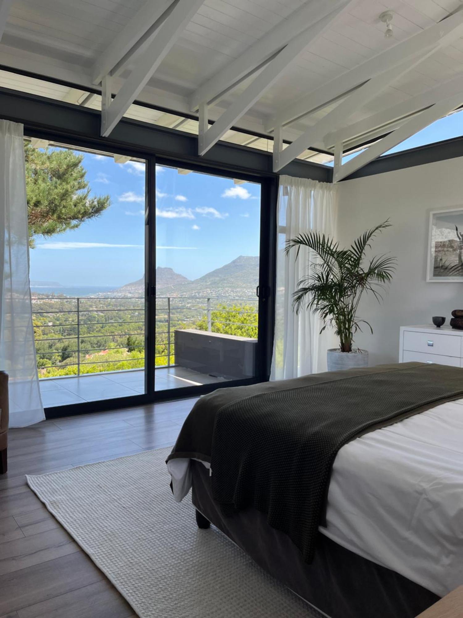 Designer Family With Views In Secure Estate Villa Cape Town