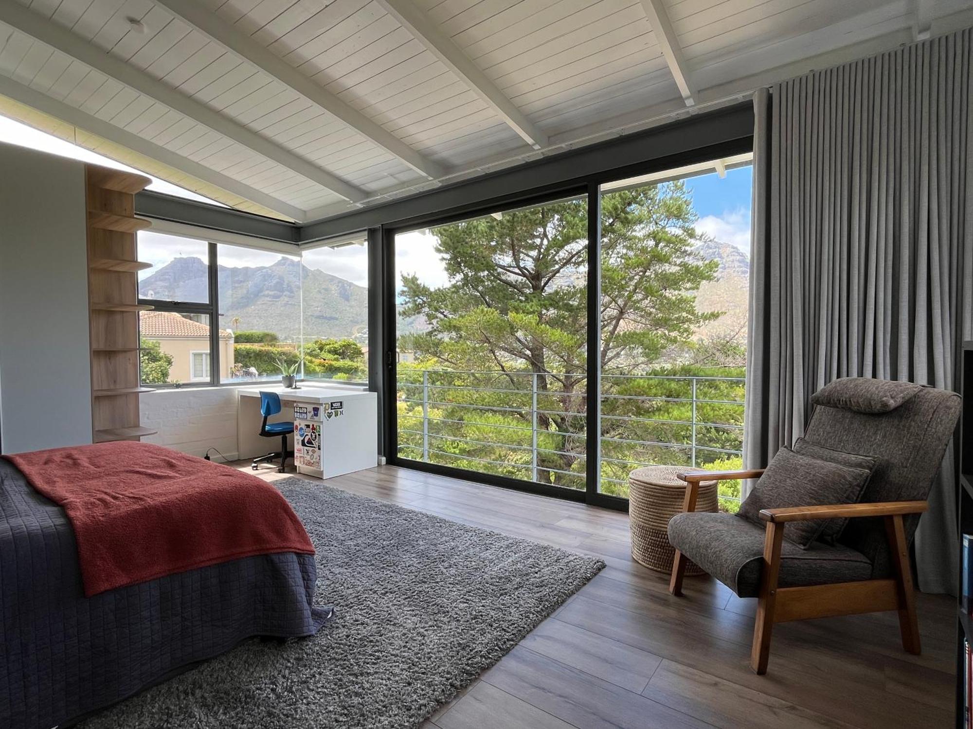 Designer Family With Views In Secure Estate Pousada